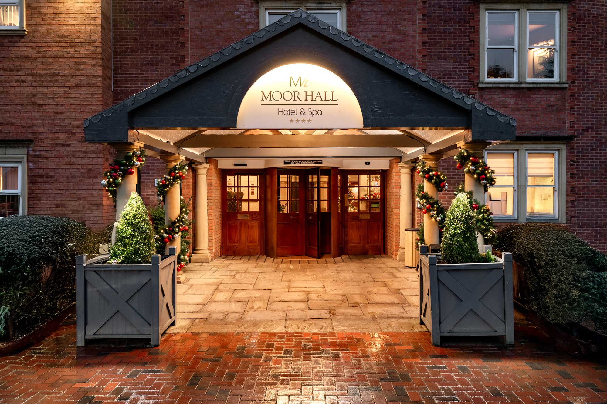 Festive Stay, Wine & Dine