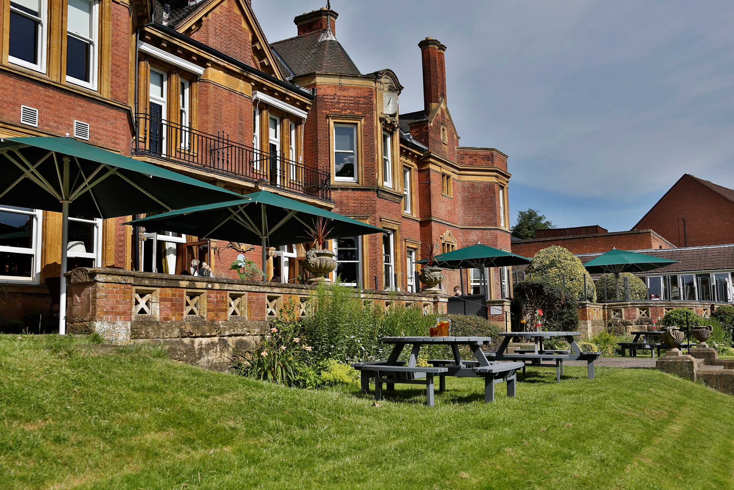 Bar 1905 & Terrace